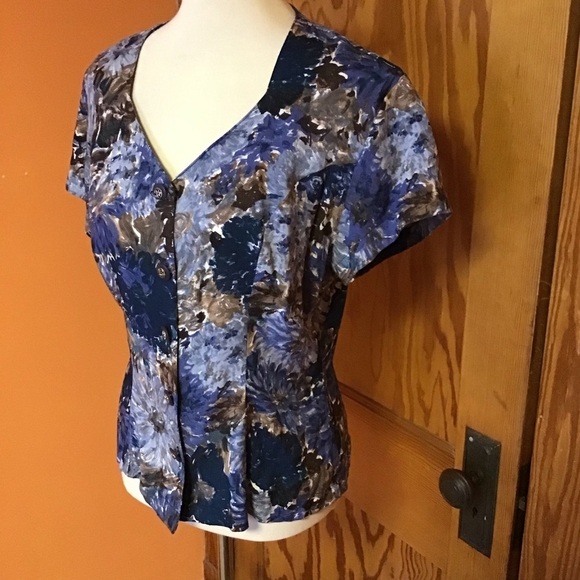 VTG 90s Blue Floral Button Down Top - Picture 10 of 12